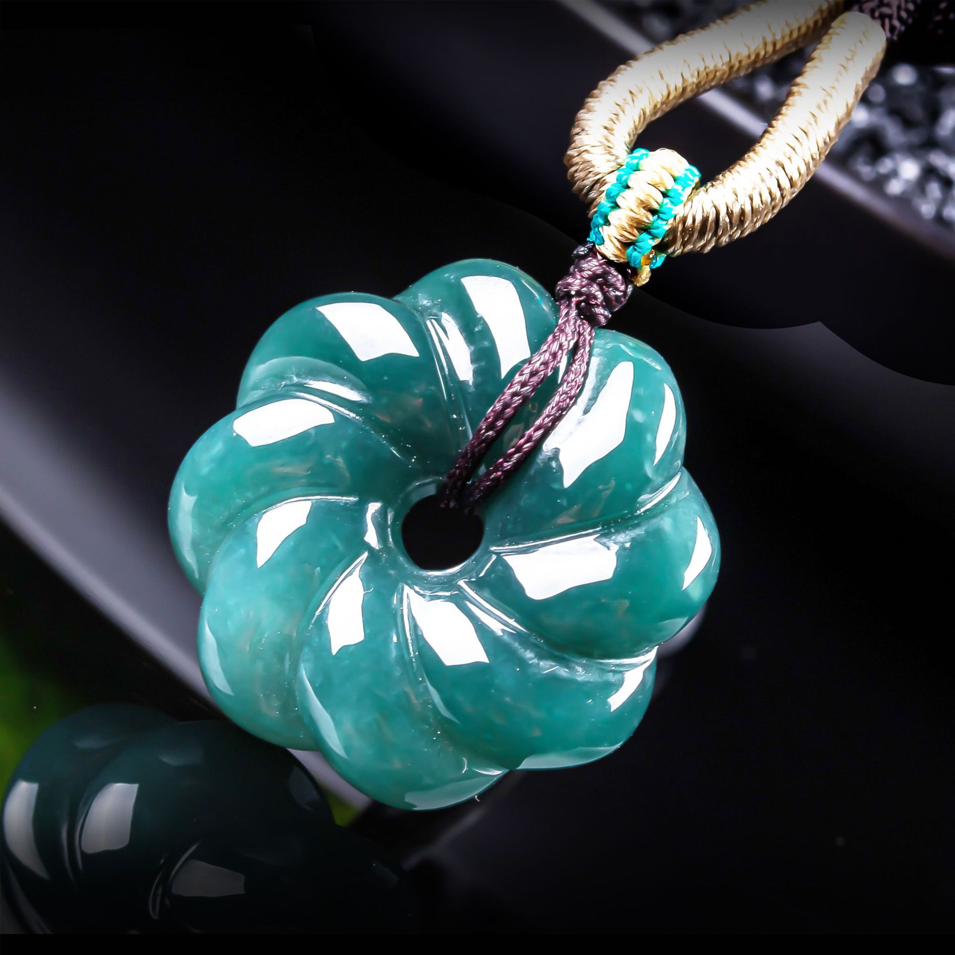 Women'S Fashion Gifts - จี้สร้อยคอหยกพม่าแท้รูปดอกไม้ เครื่องประดับอัญมณี เครื่องรางนำโชค เครื่องประดับแฟชั่น หยกแท้ ของขวัญหรูหราสำหรับผู้หญิง