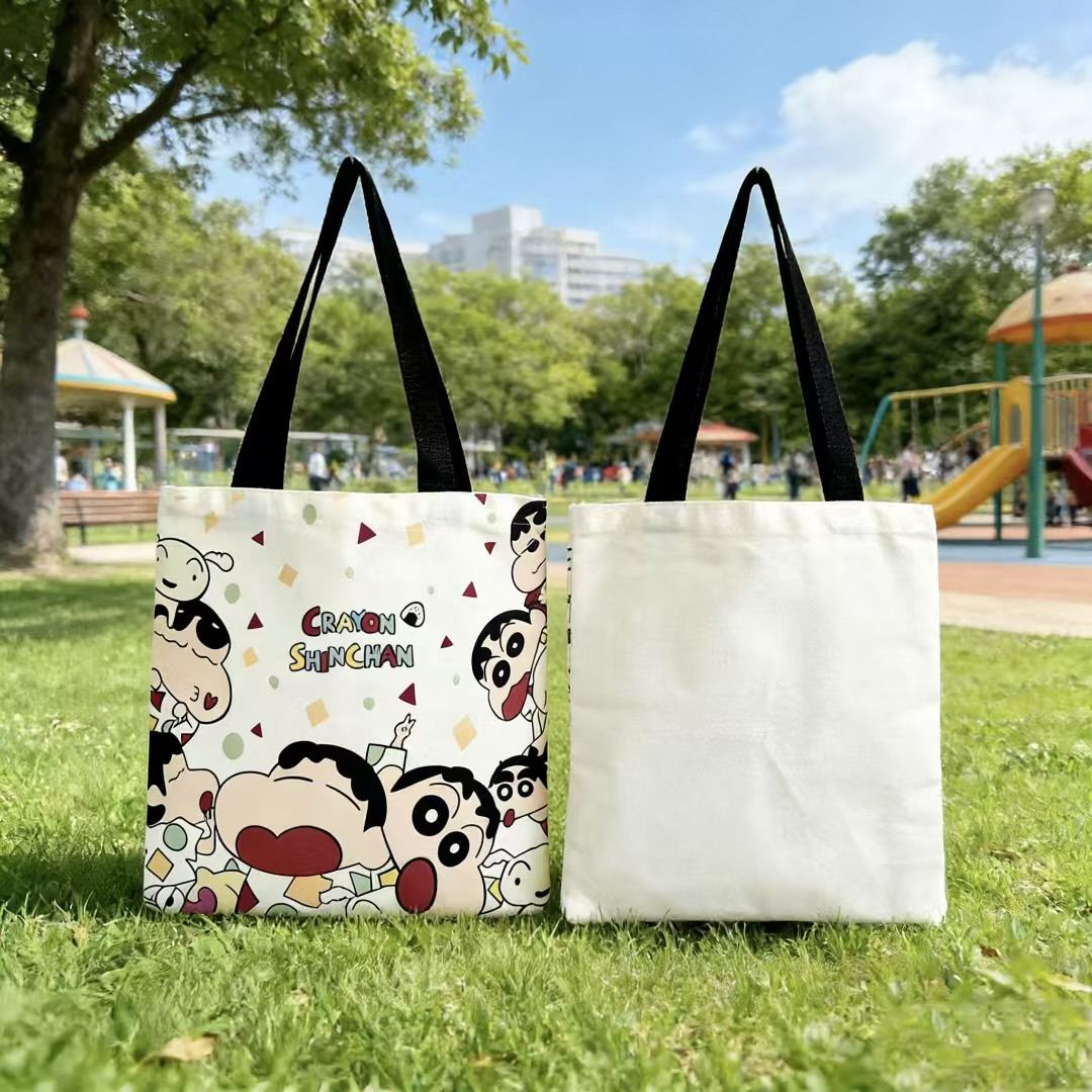 Canvas Tote Bag - กระเป๋าผ้าแคนวาสลายชินจัง ปี 2026 รุ่นใหม่ ขนาดใหญ่ กระเป๋าสะพายข้างสำหรับผู้หญิง