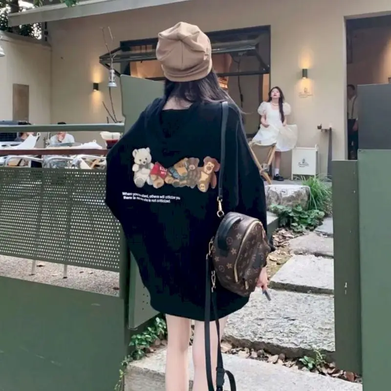เสื้อฮู้ดดี้ผู้หญิงลายสัตว์เย็ - Women'S Fashion Trends Fall 2025 บทวิจารณ์และราคา
