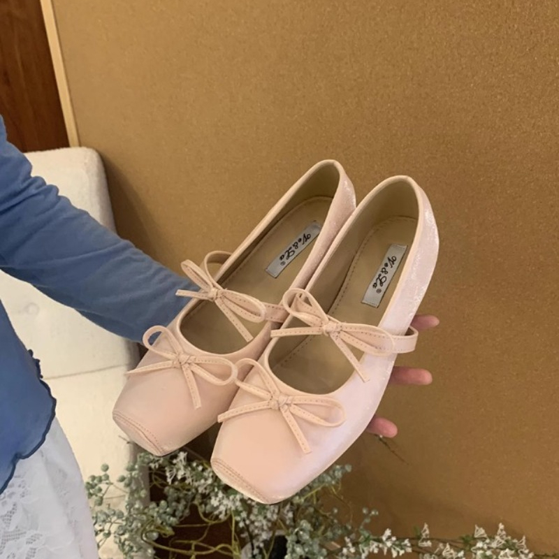 เทรนด์ใหม่ฤดูใบไม้ร่วง รองเท้า - Women Fashion Nova บทวิจารณ์และราคา
