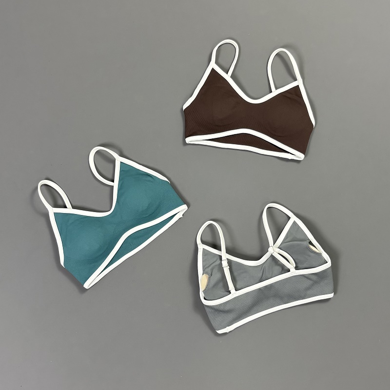 เสื้อชั้นในโยคะแบบมีสายรัดคอวี - Bra Top Seamless บทวิจารณ์และราคา
