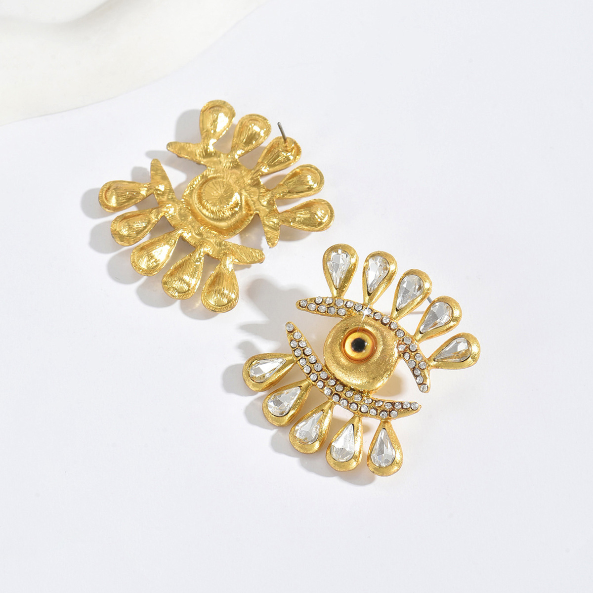 ต่างหูวินเทจลายตาปีศาจสำหรับผู - Women'S Fashion Edgy บทวิจารณ์และราคา