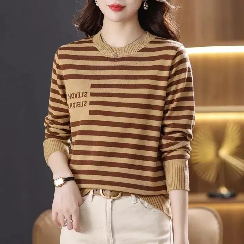 เสื้อสเวตเตอร์ถักทรงหลวม คอกลม - Women'S Fashion Trends Fall 2025 บทวิจารณ์และราคา